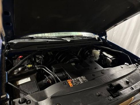 Used 2019 GMC Sierra 1500 SLE w/ SLE Value Package AWD/4WD image 6