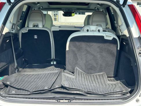 Certified 2023 Volvo XC90 T8 Plus w/ Protection Package Premier AWD/4WD image 13