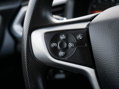 Used 2023 GMC Acadia SLE w/ Driver Convenience Package image 28