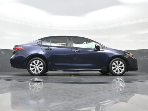 Used 2024 Toyota Corolla LE FWD image 32