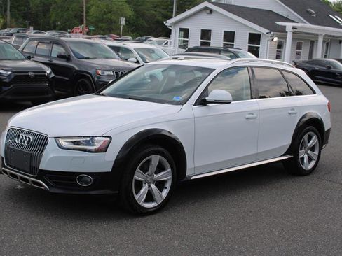 Used 2016 Audi A4 Premium w/ Audi MMI Navigation Plus AWD/4WD image 3