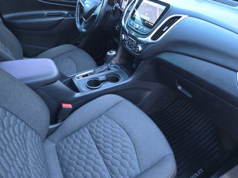 Used 2019 Chevrolet Equinox LT image 16
