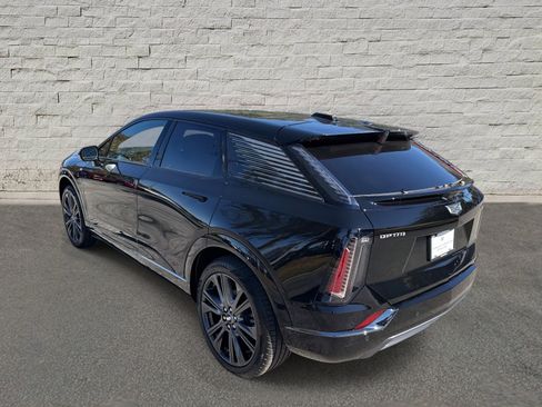 New 2026 Cadillac Optiq Sport 2 image 7