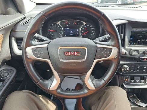 Used 2019 GMC Terrain SLE image 12