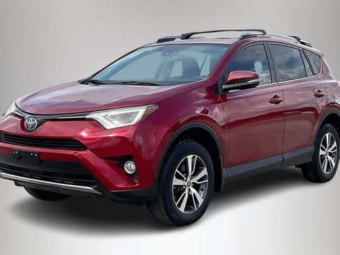 Used 2018 Toyota RAV4 XLE w/ Plus Extra Value Package image 2