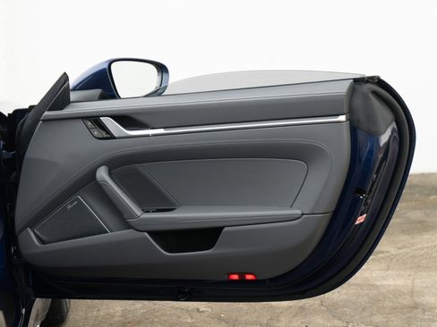 Used 2020 Porsche 911 Carrera 4S image 30