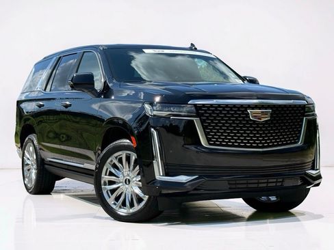 Certified 2024 Cadillac Escalade Premium Luxury w/ Performance Package AWD/4WD image 2