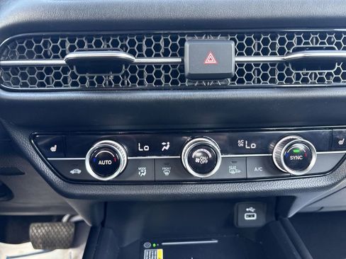Used 2023 Honda HR-V EX-L image 17
