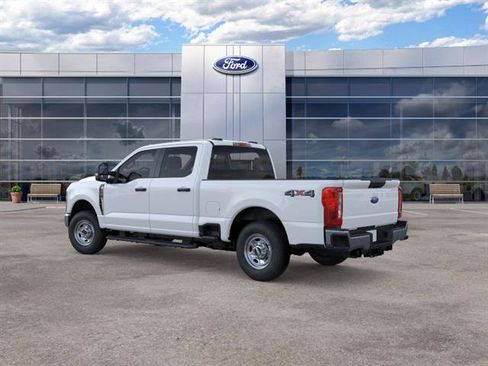New 2026 Ford F250 XL w/ XL Chrome Package AWD/4WD image 4