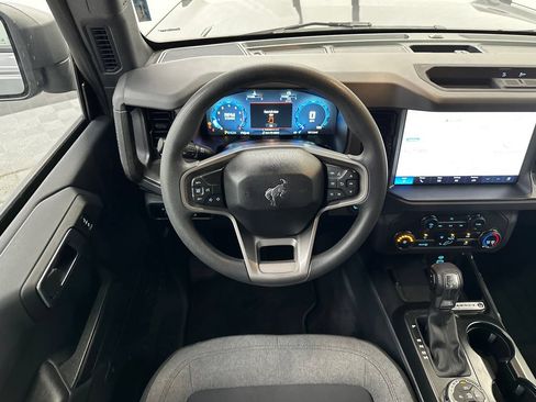Used 2025 Ford Bronco 4-Door AWD/4WD image 22