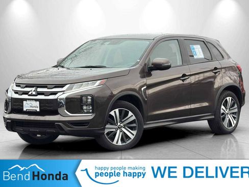 Used 2024 Mitsubishi Outlander Sport SE image 1