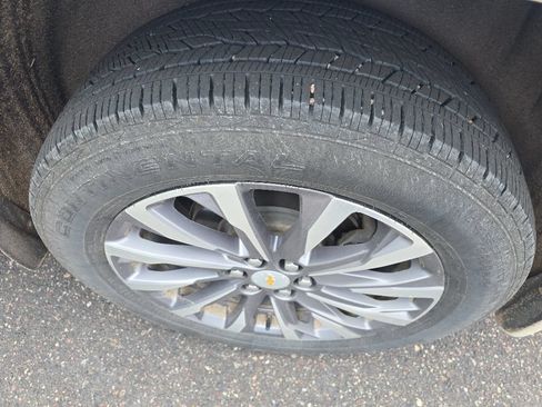 Certified 2022 Chevrolet Traverse Premier w/ LPO, Floor Liner Package AWD/4WD image 34