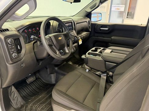 New 2026 Chevrolet Silverado 1500 W/T w/ WT Value Package AWD/4WD image 9