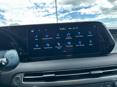 Used 2024 Hyundai Palisade Limited AWD/4WD image 64