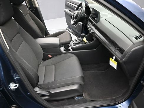 Certified 2024 Honda CR-V EX image 29