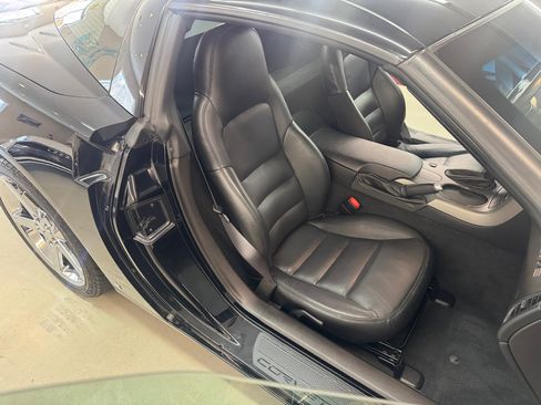 Used 2007 Chevrolet Corvette Coupe image 8