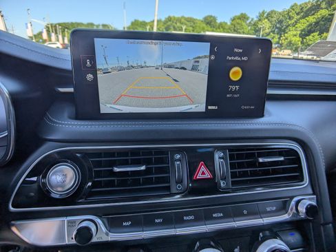 Used 2023 Genesis G70 2.0T AWD/4WD image 21