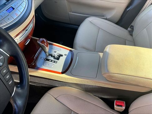 Used 2013 Hyundai Genesis 3.8 w/ Premium Pkg image 20