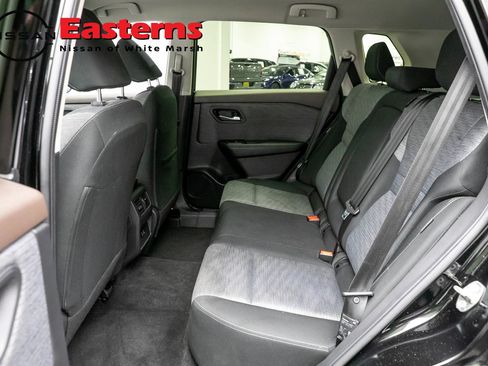 Used 2023 Nissan Rogue SV AWD/4WD image 21
