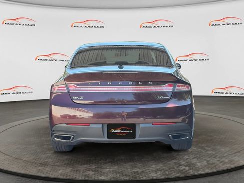 Used 2013 Lincoln MKZ FWD image 7