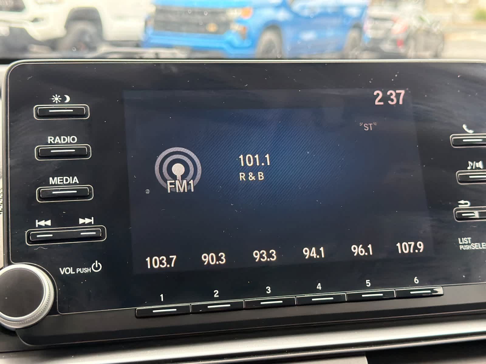 Used 2019 Honda Accord LX image 18