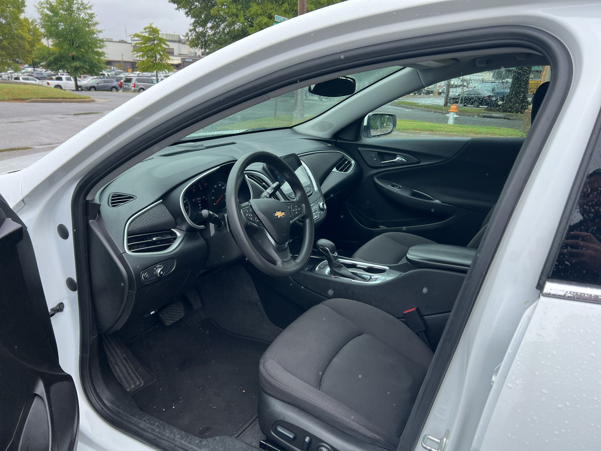 Used 2024 Chevrolet Malibu LT FWD image 12