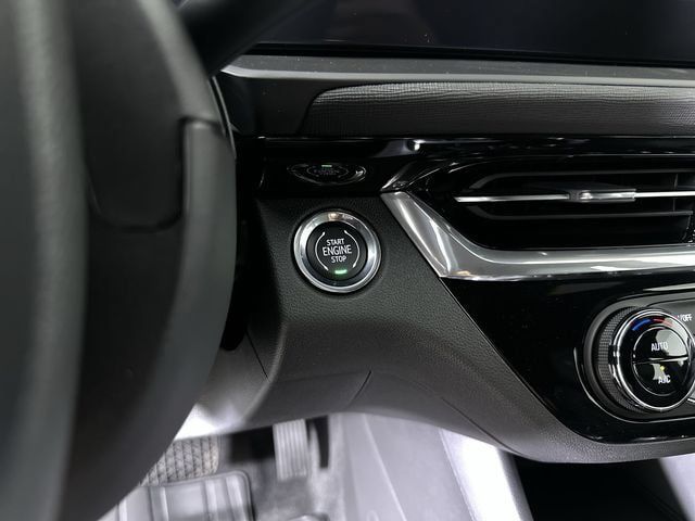 New 2026 Buick Envista Sport Touring FWD image 18