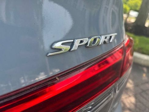Used 2022 Honda Civic Sport image 16