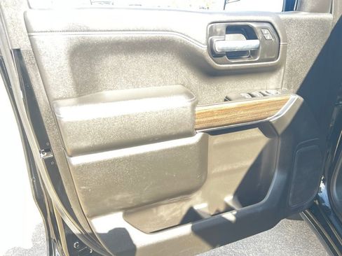 Used 2021 Chevrolet Silverado 1500 LT image 45