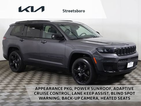Used 2023 Jeep Grand Cherokee L Laredo AWD/4WD image 1