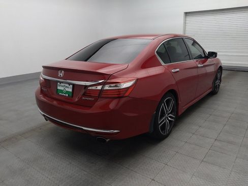 Used 2016 Honda Accord Sport image 9