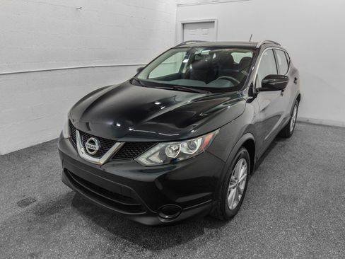 Used 2017 Nissan Rogue Sport SV AWD/4WD image 4