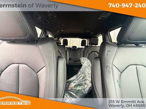 New 2026 Chrysler Pacifica Select image 27