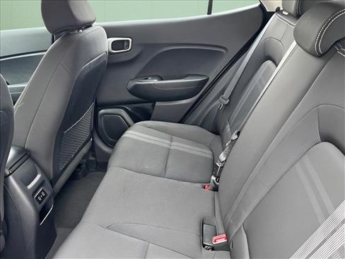 Certified 2024 Hyundai Venue SEL FWD image 10