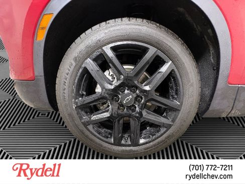 Used 2023 Chevrolet Blazer Premier w/ Driver Confidence II Package image 9