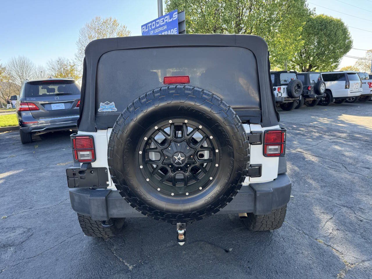 Used 2013 Jeep Wrangler Unlimited Rubicon AWD/4WD image 6