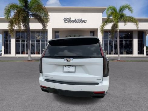 Certified 2024 Cadillac Escalade Sport Platinum w/ LPO, Floor Liner Package image 13