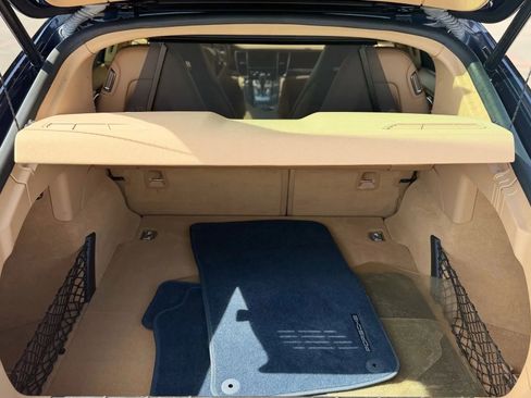 Used 2013 Porsche Panamera 4 Platinum Edition image 8