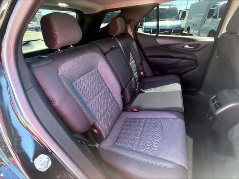 Used 2024 Chevrolet Equinox LT w/ LPO, Floor Liner Package FWD image 24