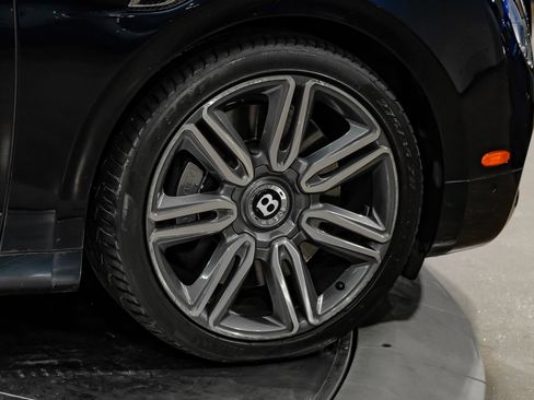 Used 2018 Bentley Flying Spur W12 AWD/4WD image 70