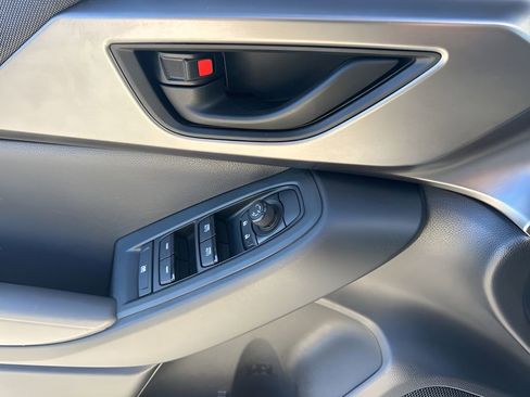 Used 2025 Subaru Impreza 2.0i image 22