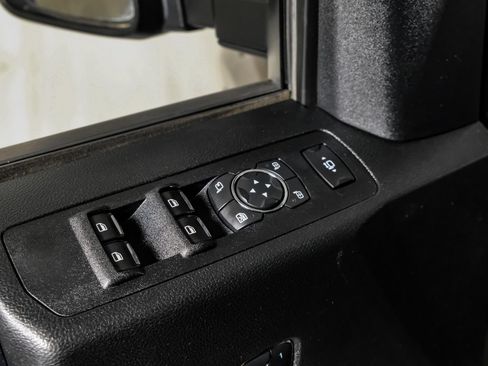 Used 2019 Ford F250 Lariat w/ Lariat Value Package AWD/4WD image 34