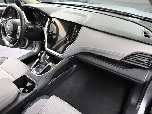 Certified 2025 Subaru Outback Premium AWD/4WD image 13