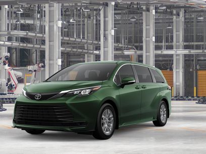 New 2026 Toyota Sienna LE
