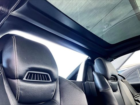 Used 2019 Mercedes-Benz SLC 300 image 14