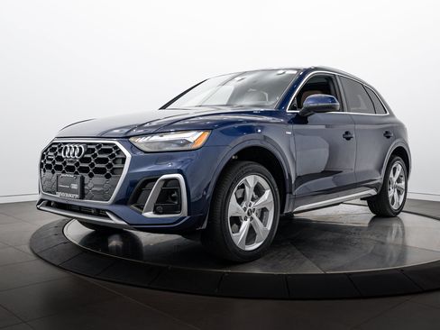 Certified 2023 Audi Q5 2.0T Prestige w/ Prestige Package AWD/4WD image 7