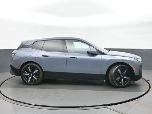 Used 2023 BMW iX xDrive50 w/ Sport Package image 2