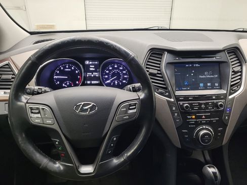 Used 2018 Hyundai Santa Fe SE w/ Cargo Package image 22