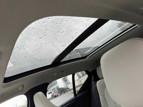 New 2026 Volvo XC40 B5 Plus w/ Protection Package Premier image 23