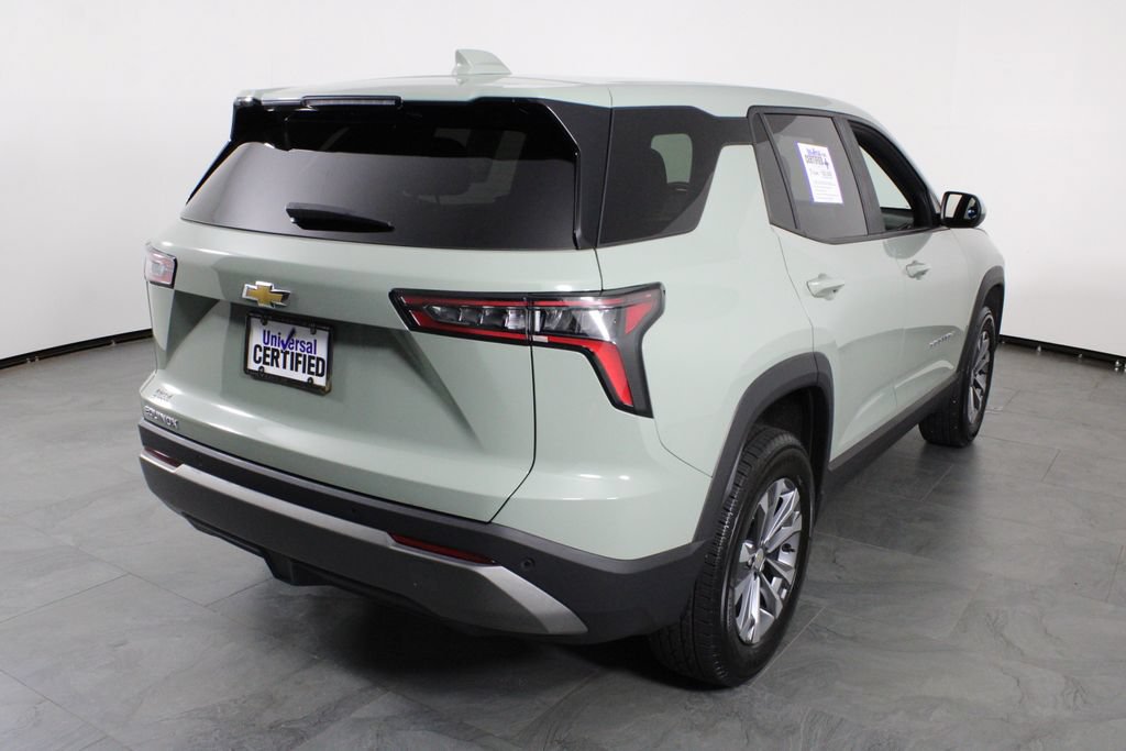 Used 2026 Chevrolet Equinox LT FWD image 3